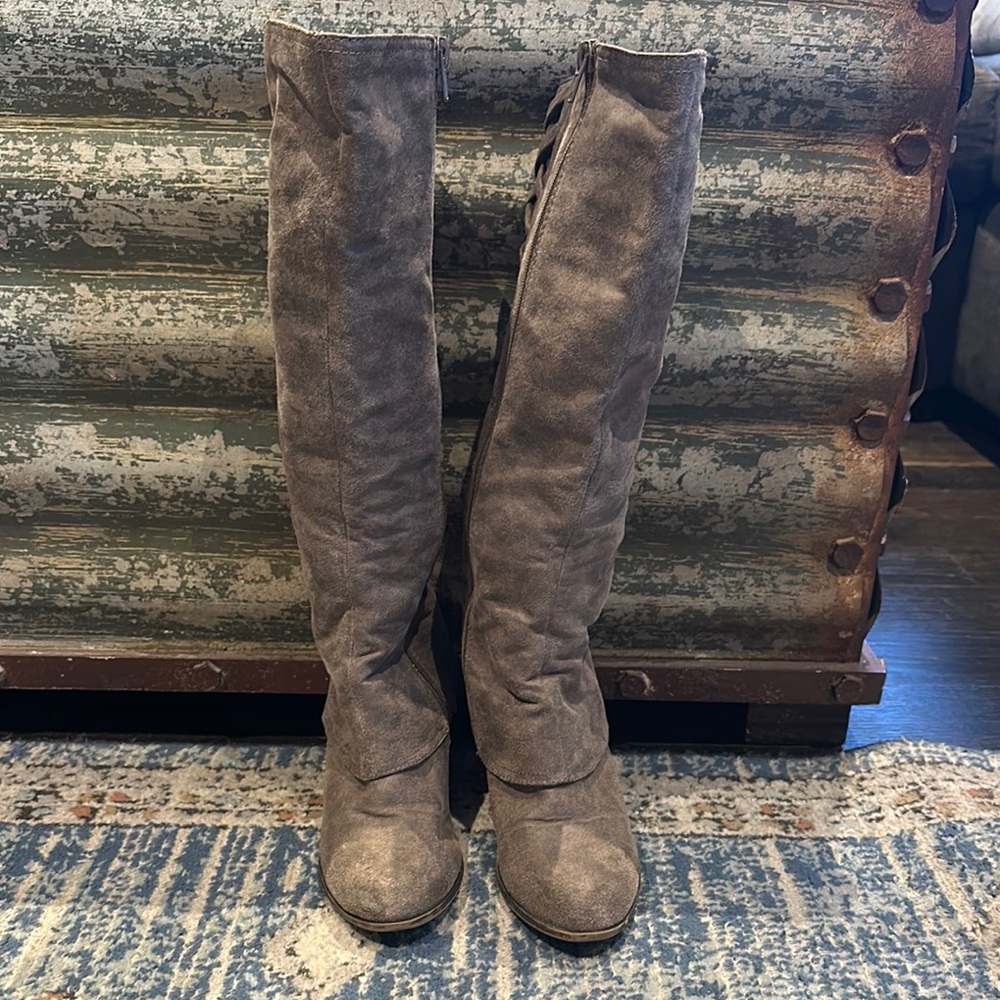 Women's Tall Suede Boots - Gray